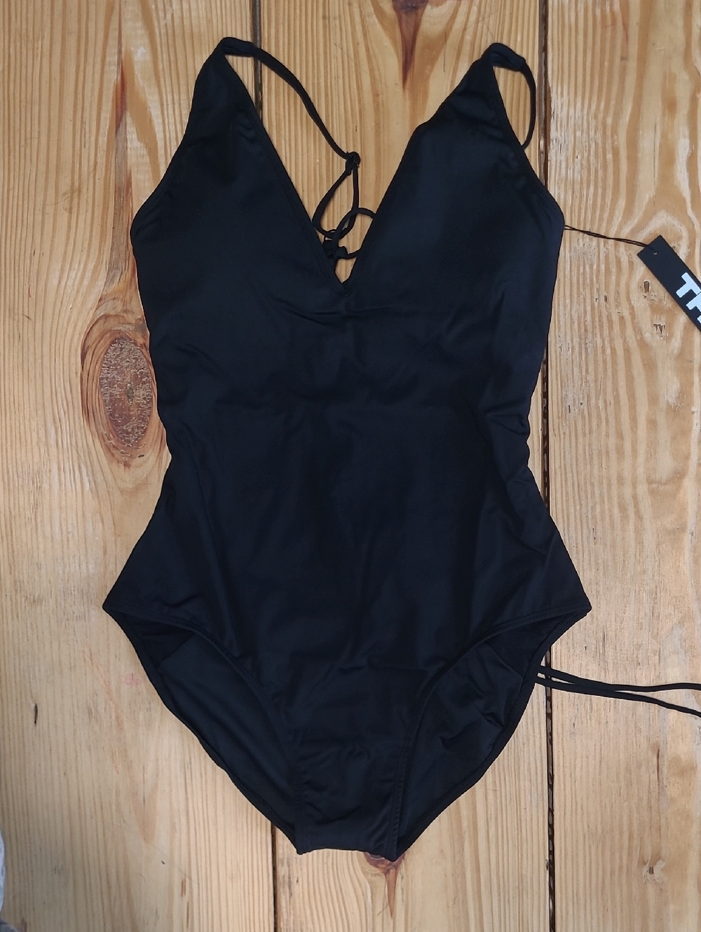 95. NWT  $175 STYLE PLUNGEY  XL  SHORT